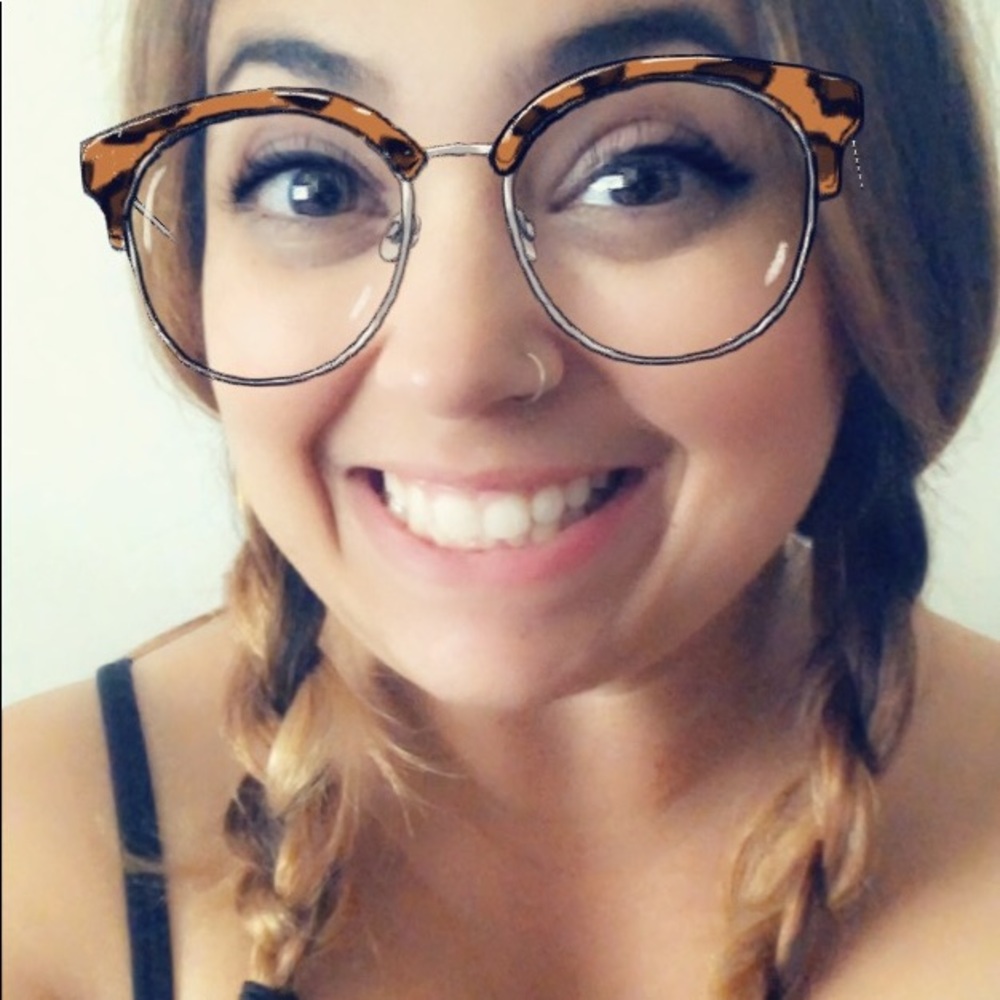 Meet your Posher, Jillian